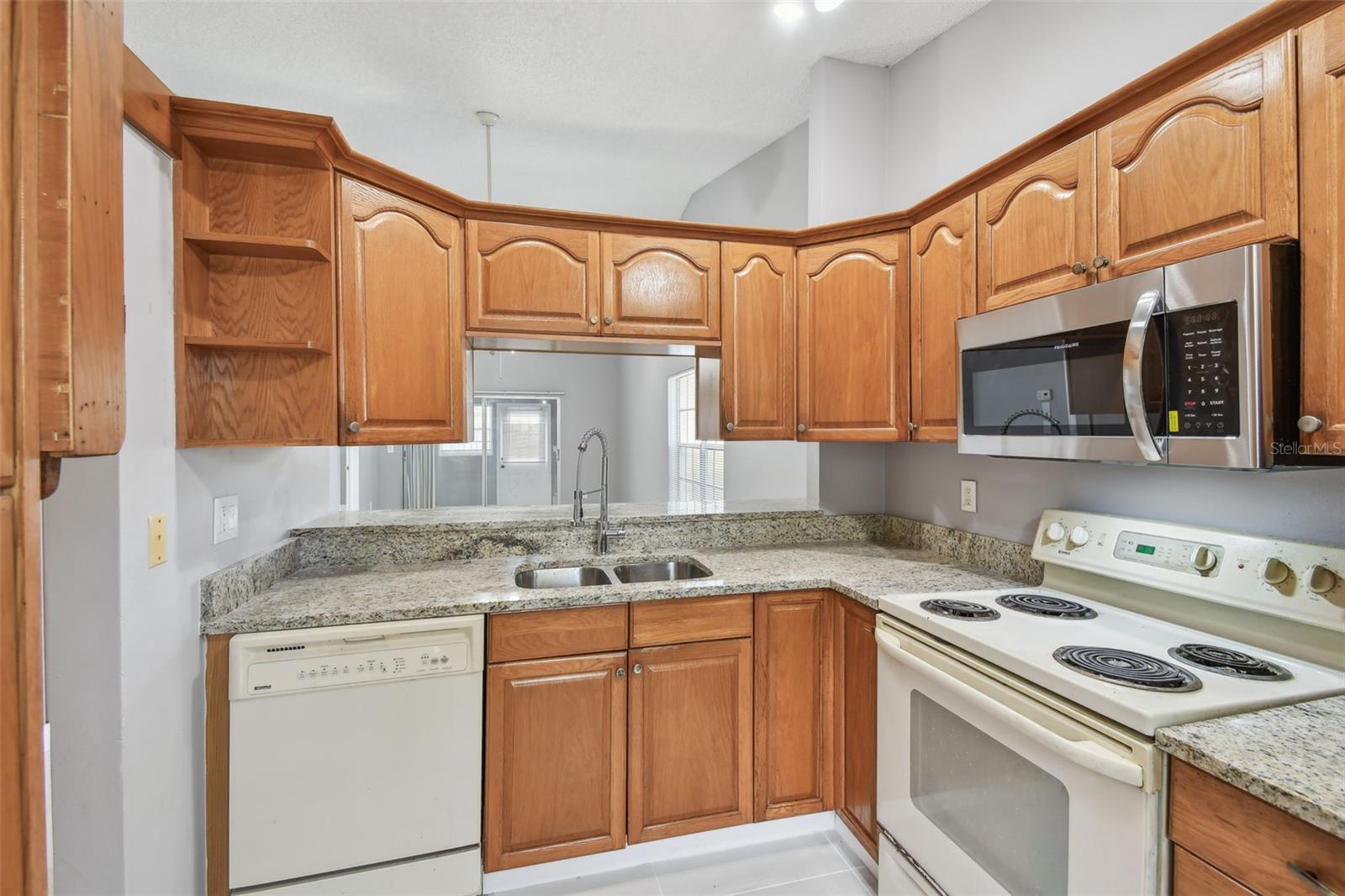 Image 11 of 40 For 3842 La Costa Lane
