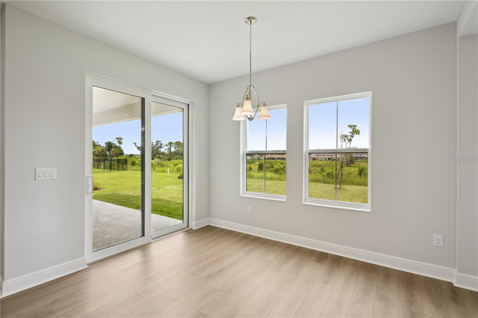 Image 21 of 43 For 8518 Dove Bog Terrace