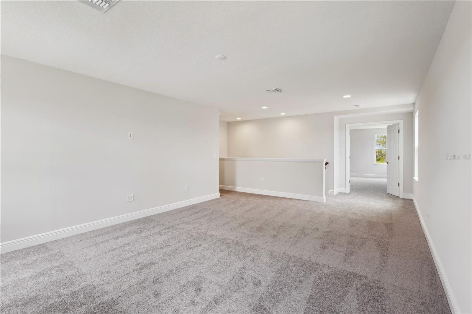 Image 32 of 43 For 8518 Dove Bog Terrace
