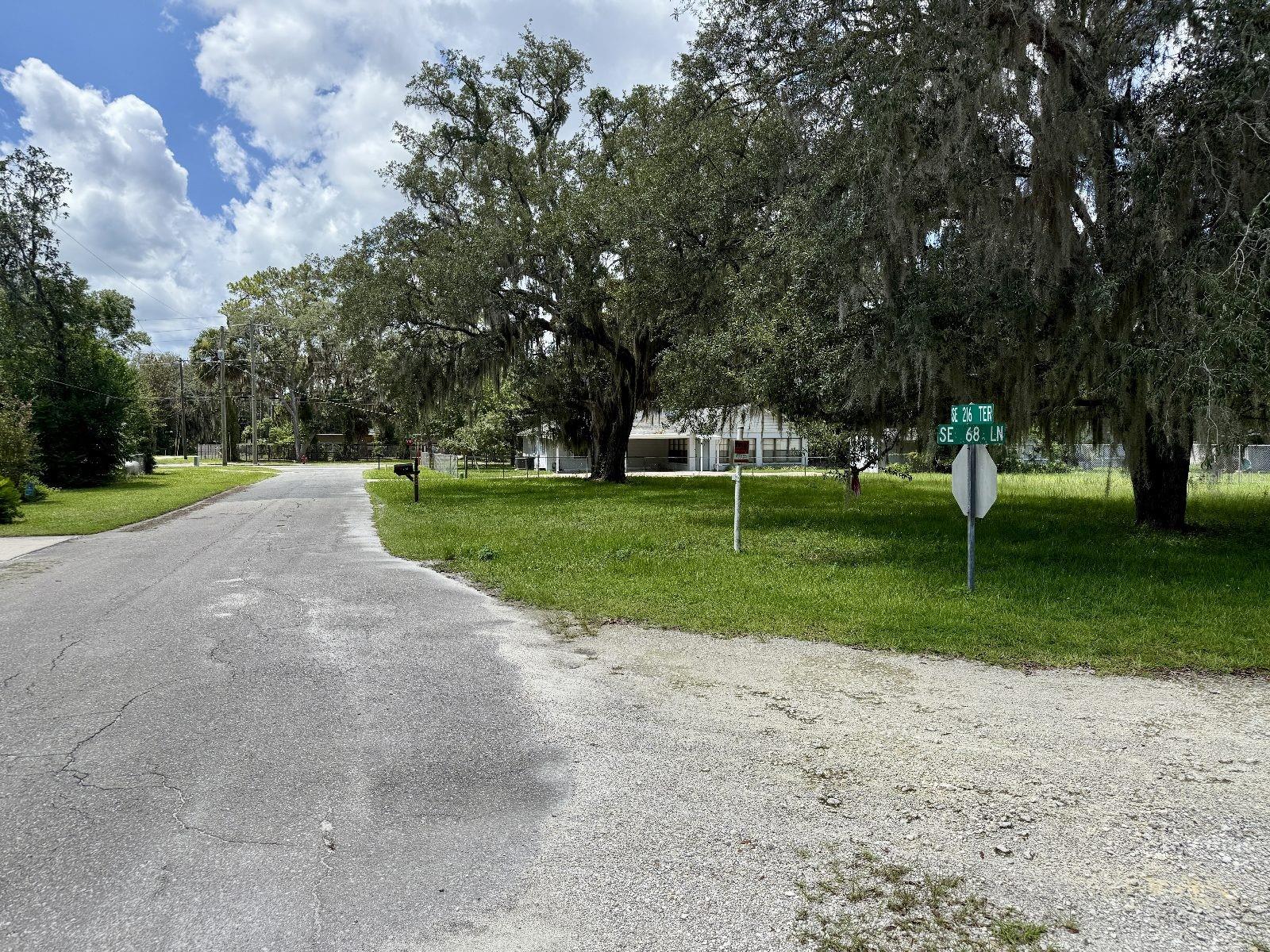 Image 4 of 7 For  68th Lane 