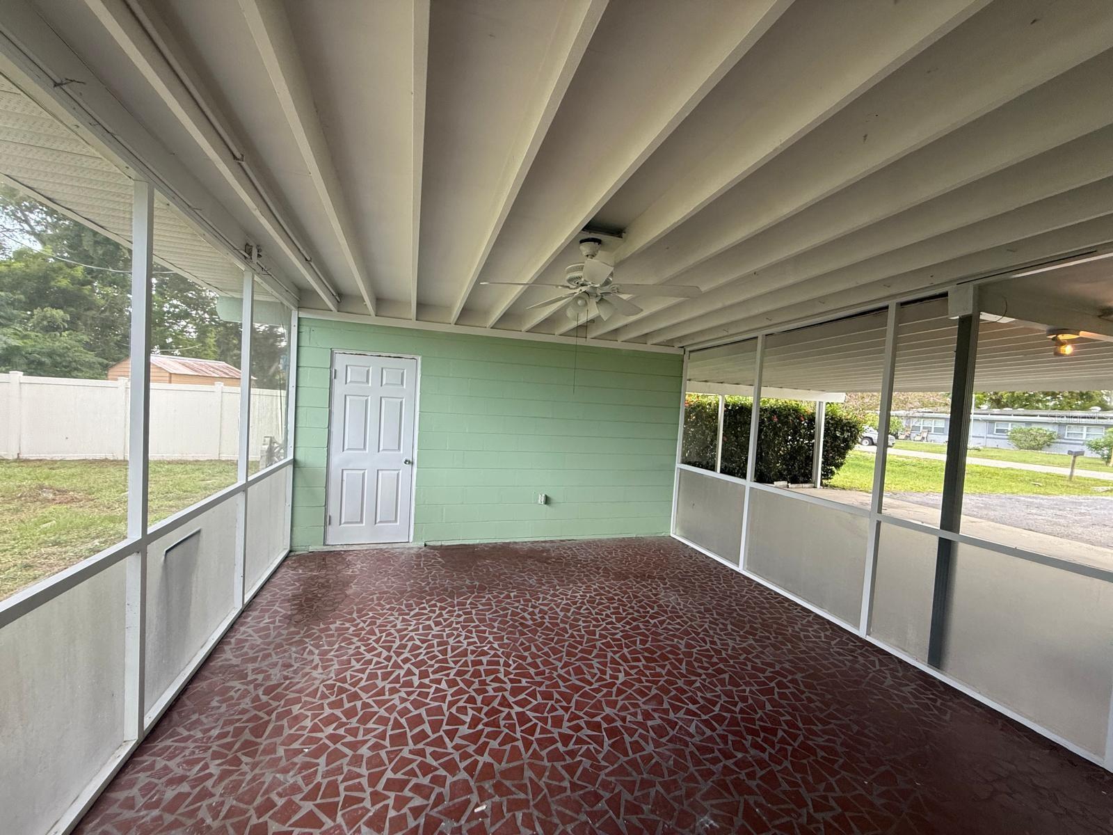 Image 18 of 26 For 2148 Dover Avenue