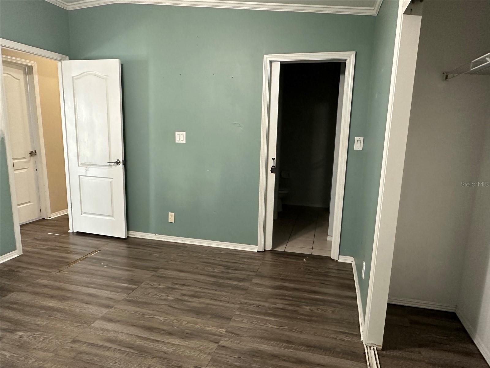 Image 12 of 21 For 12408 Elnora Drive