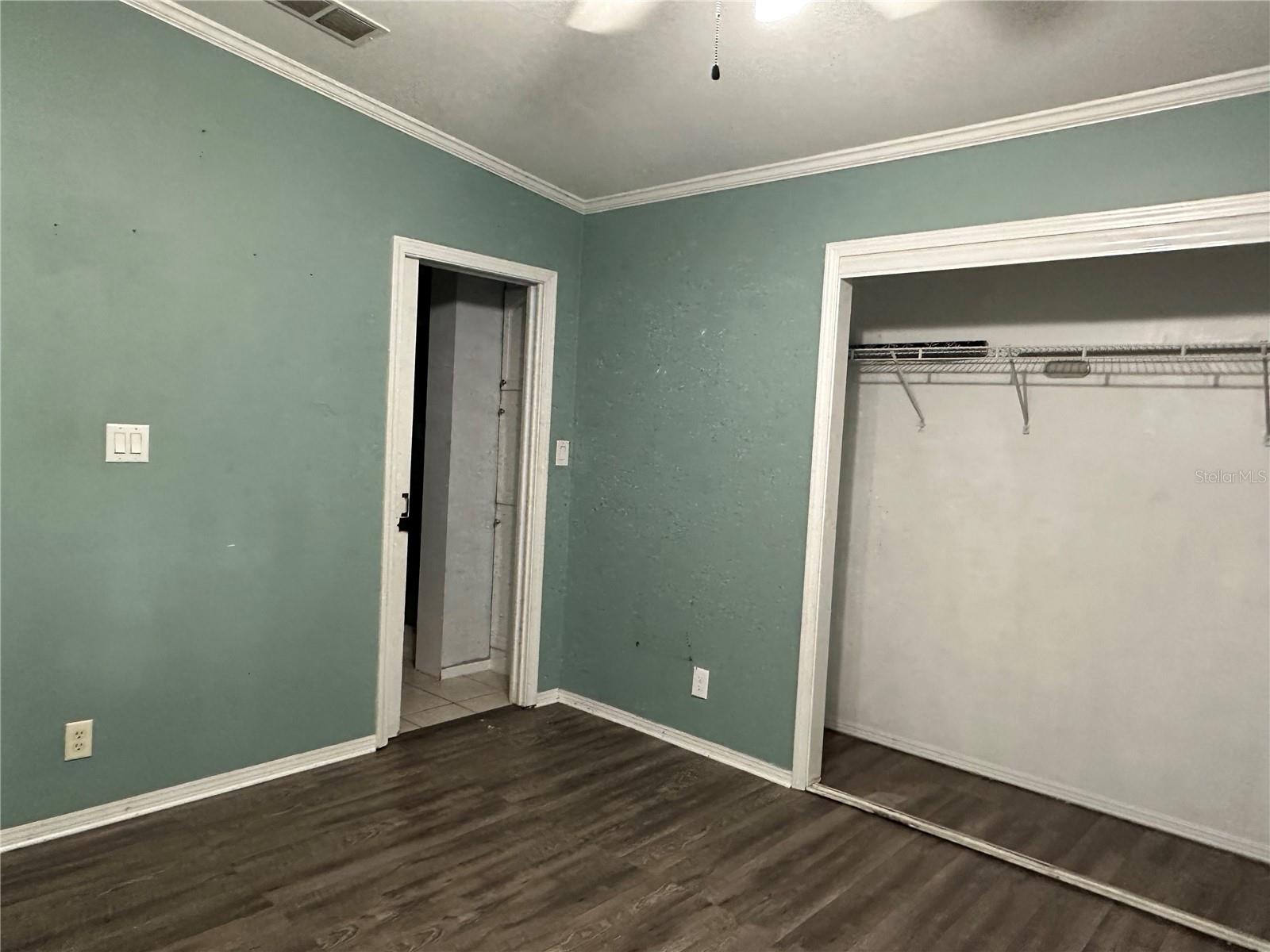 Image 13 of 21 For 12408 Elnora Drive