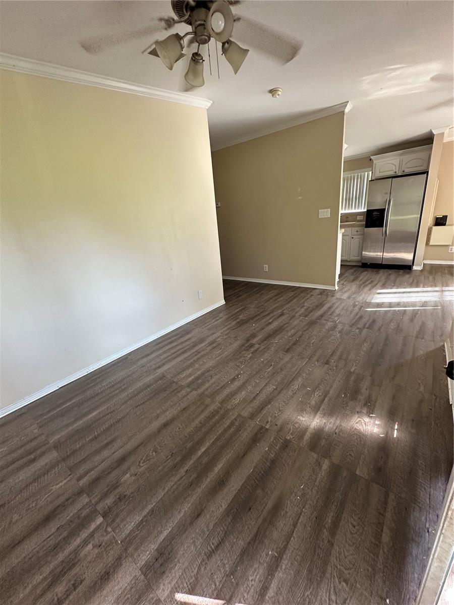 Image 9 of 21 For 12408 Elnora Drive