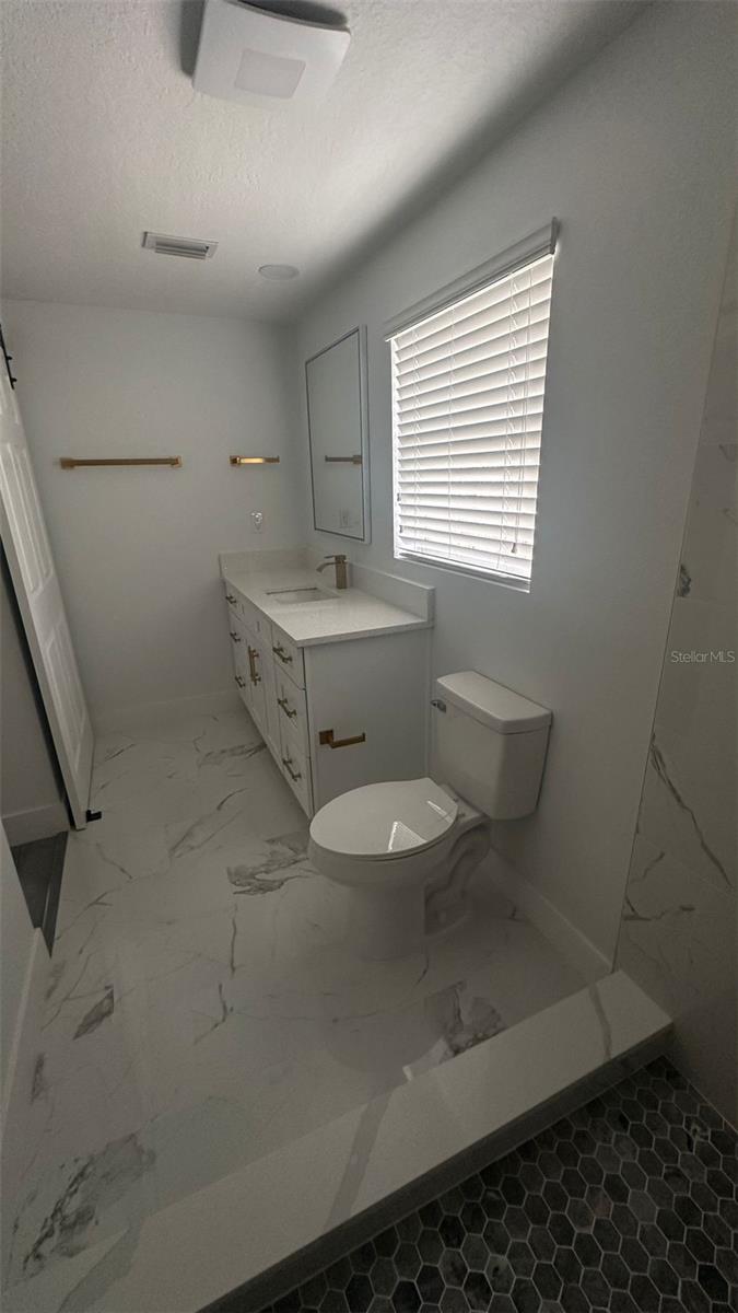 Image 21 of 61 For 125 Arkwright Drive