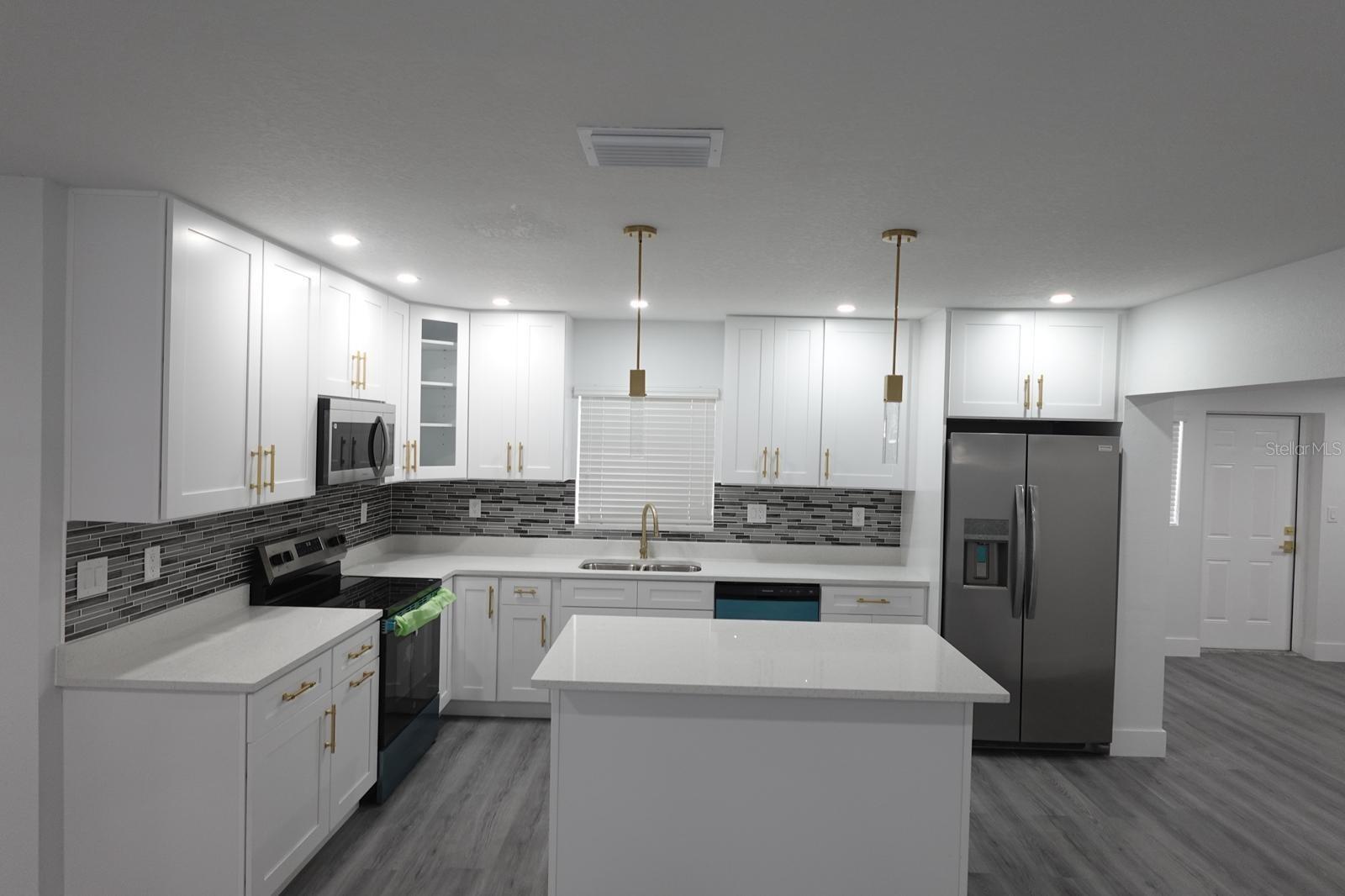 Image 35 of 61 For 125 Arkwright Drive