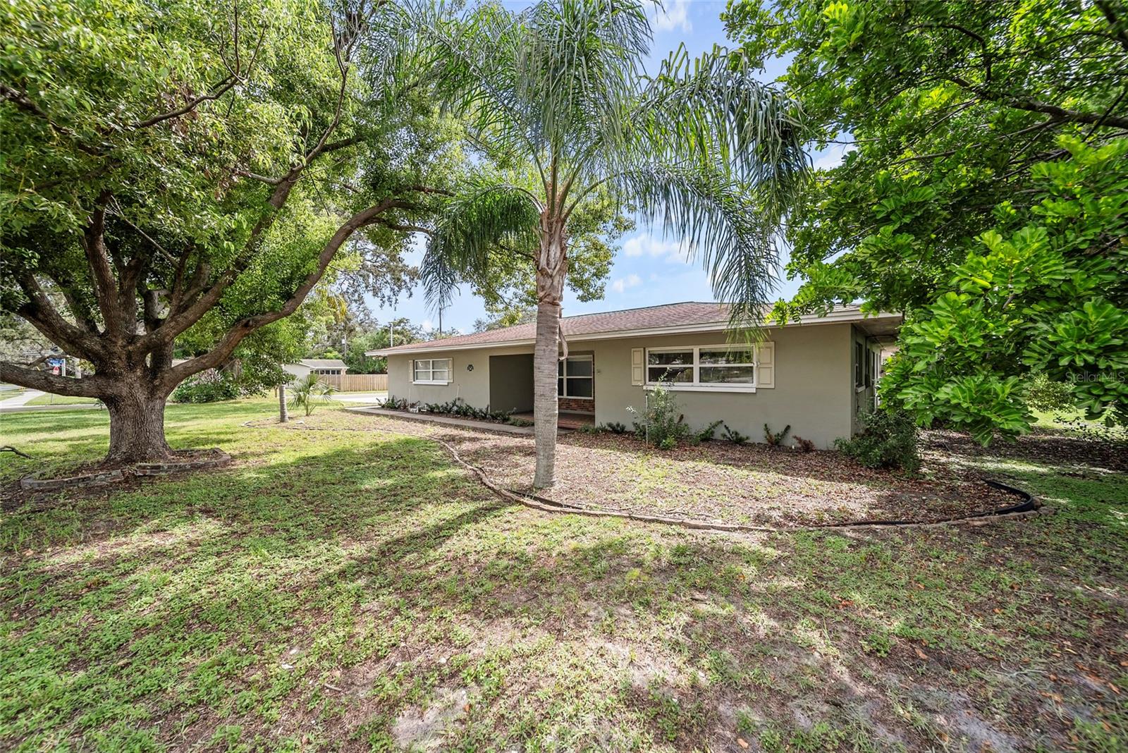 Image 2 of 38 For 806 Hercules Avenue