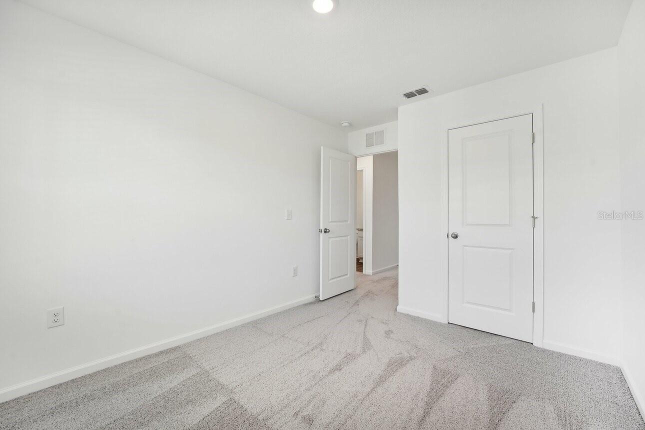Image 4 of 6 For 1928 Bluewater Lane