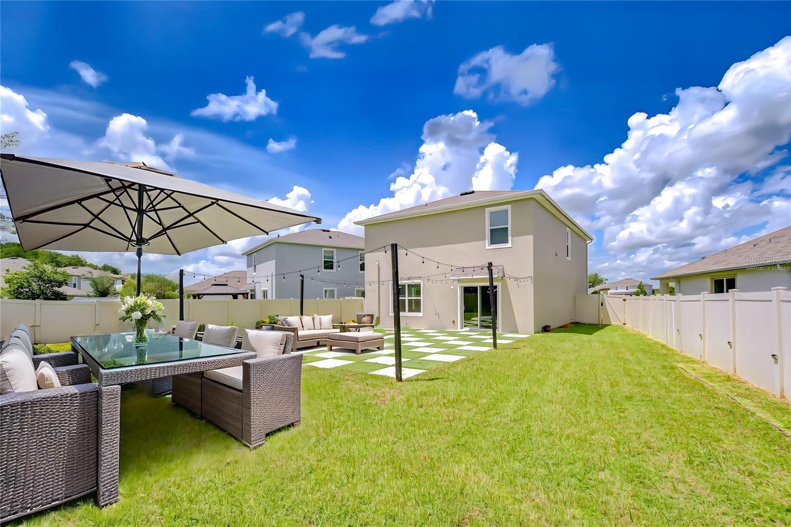 Image 3 of 32 For 1382 Crescent Hoop Way