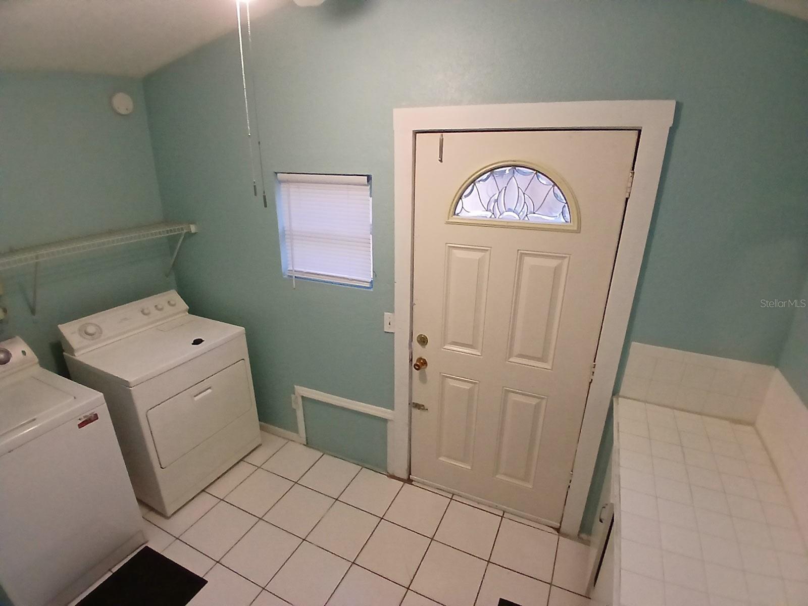 Image 44 of 67 For 1736 Cherry Street