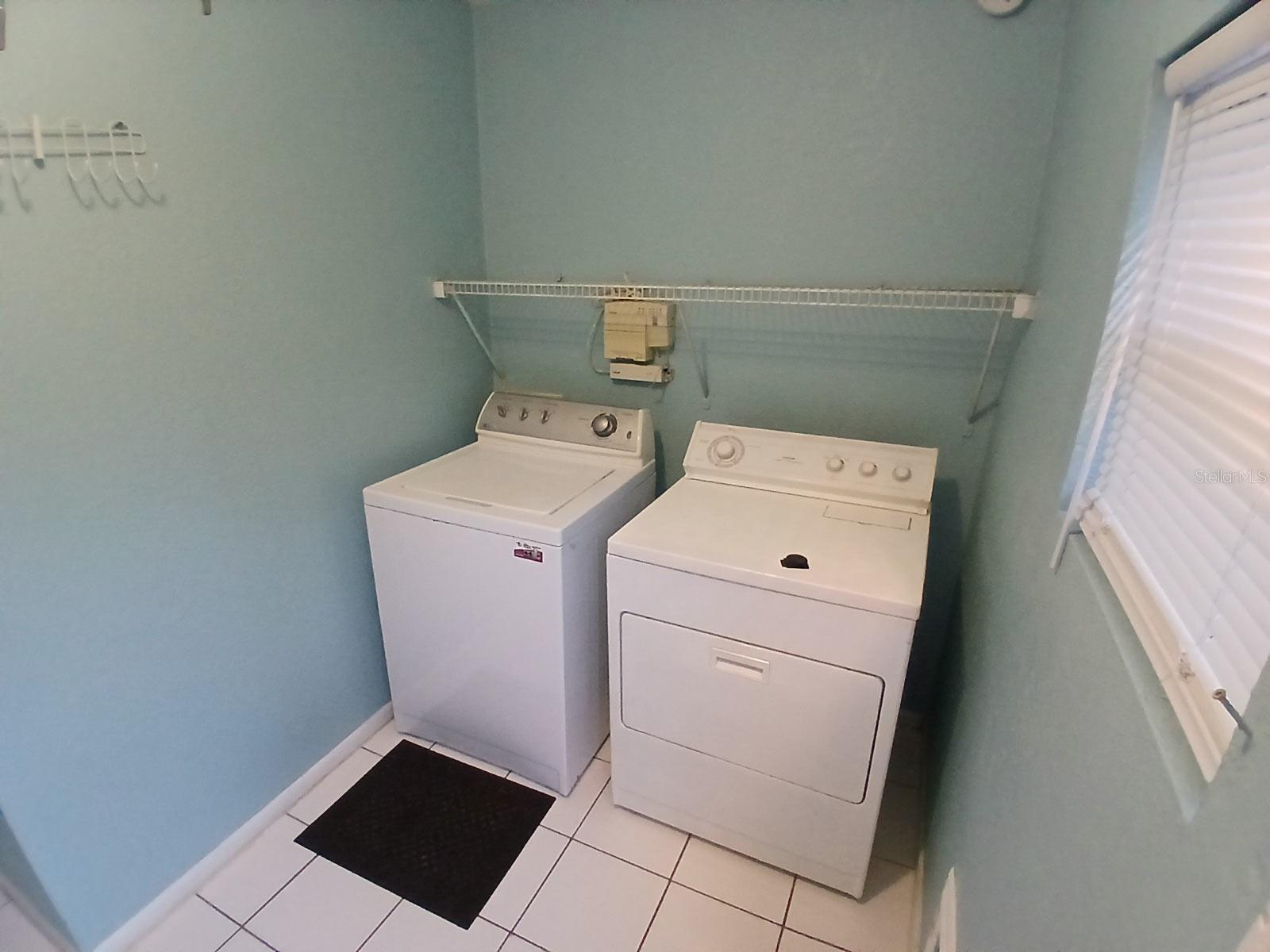 Image 58 of 67 For 1736 Cherry Street