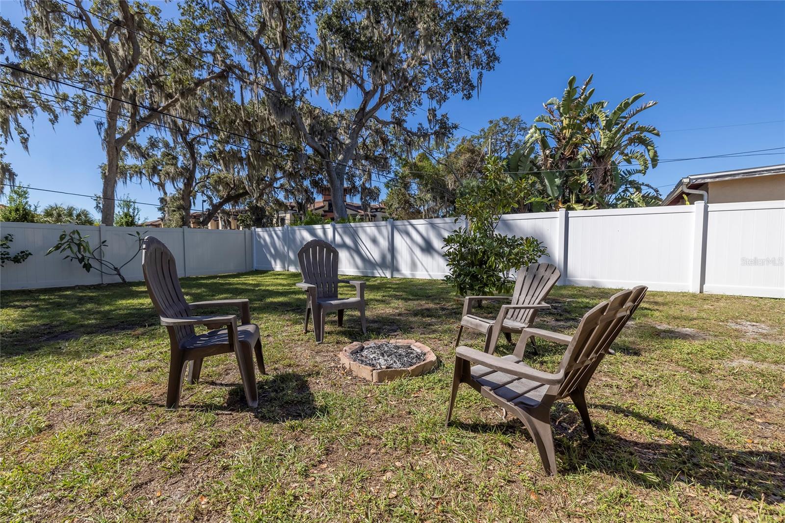Image 3 of 21 For 10256 51st Avenue N