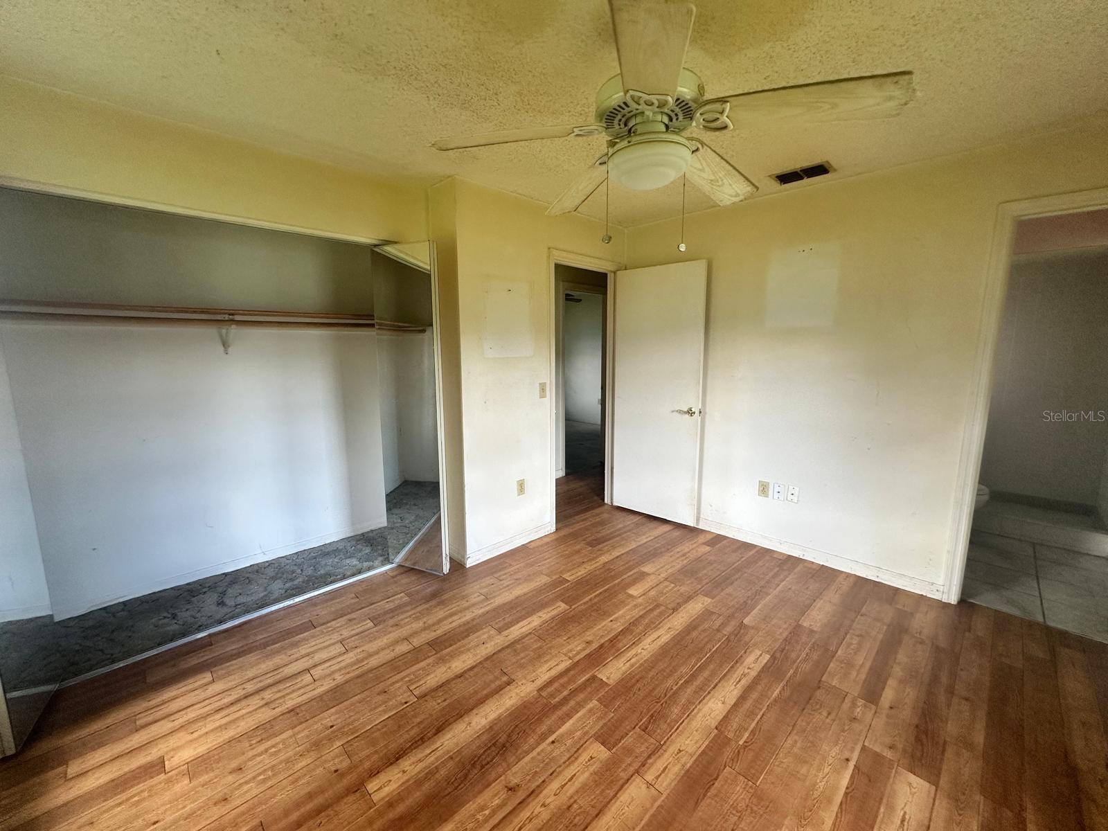 Image 14 of 21 For 12155 96th Terrace