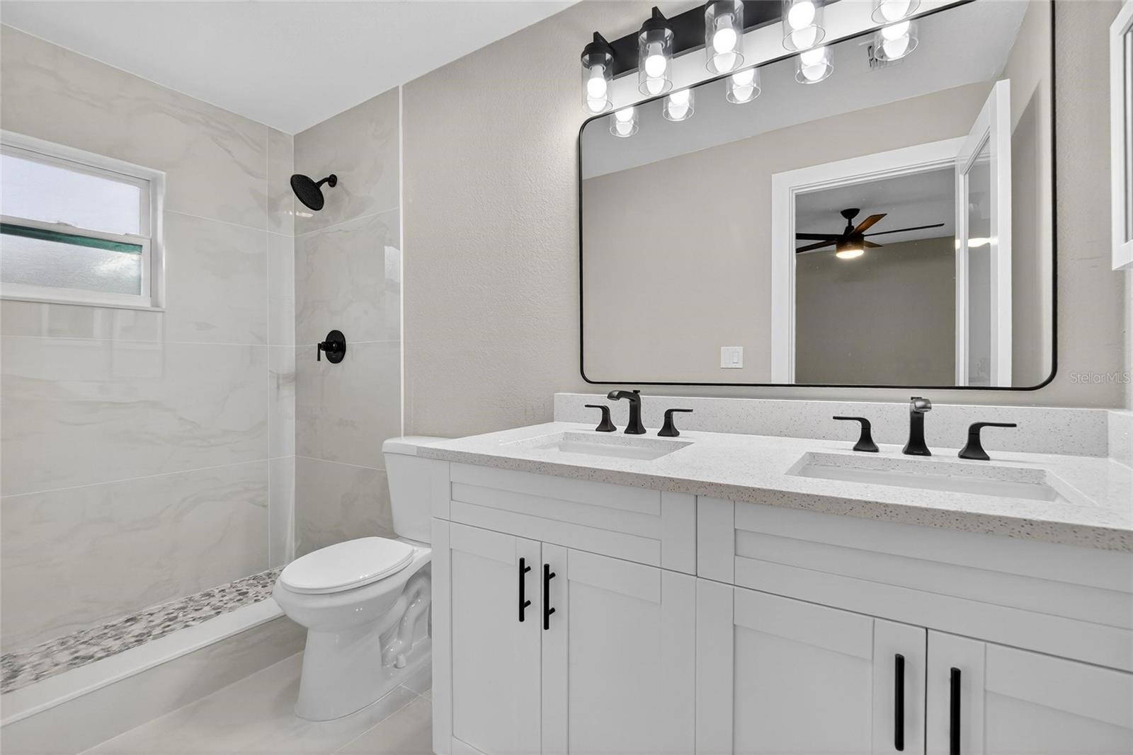 Image 35 of 91 For 747 Stillview Circle