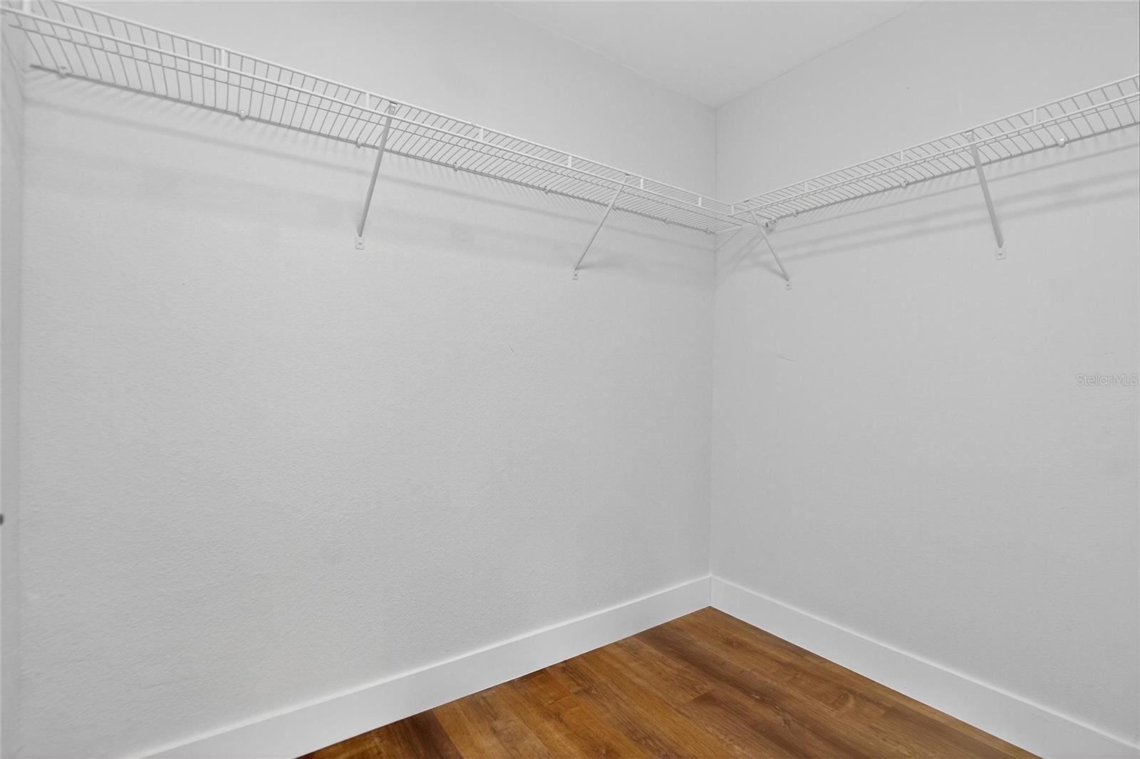Image 38 of 91 For 747 Stillview Circle
