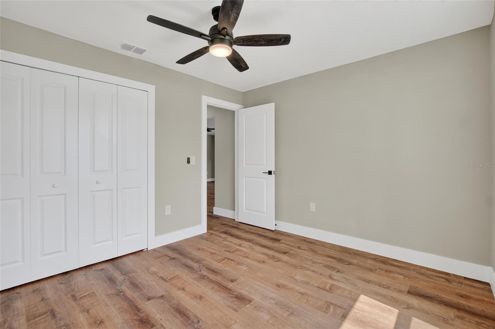 Image 49 of 91 For 747 Stillview Circle