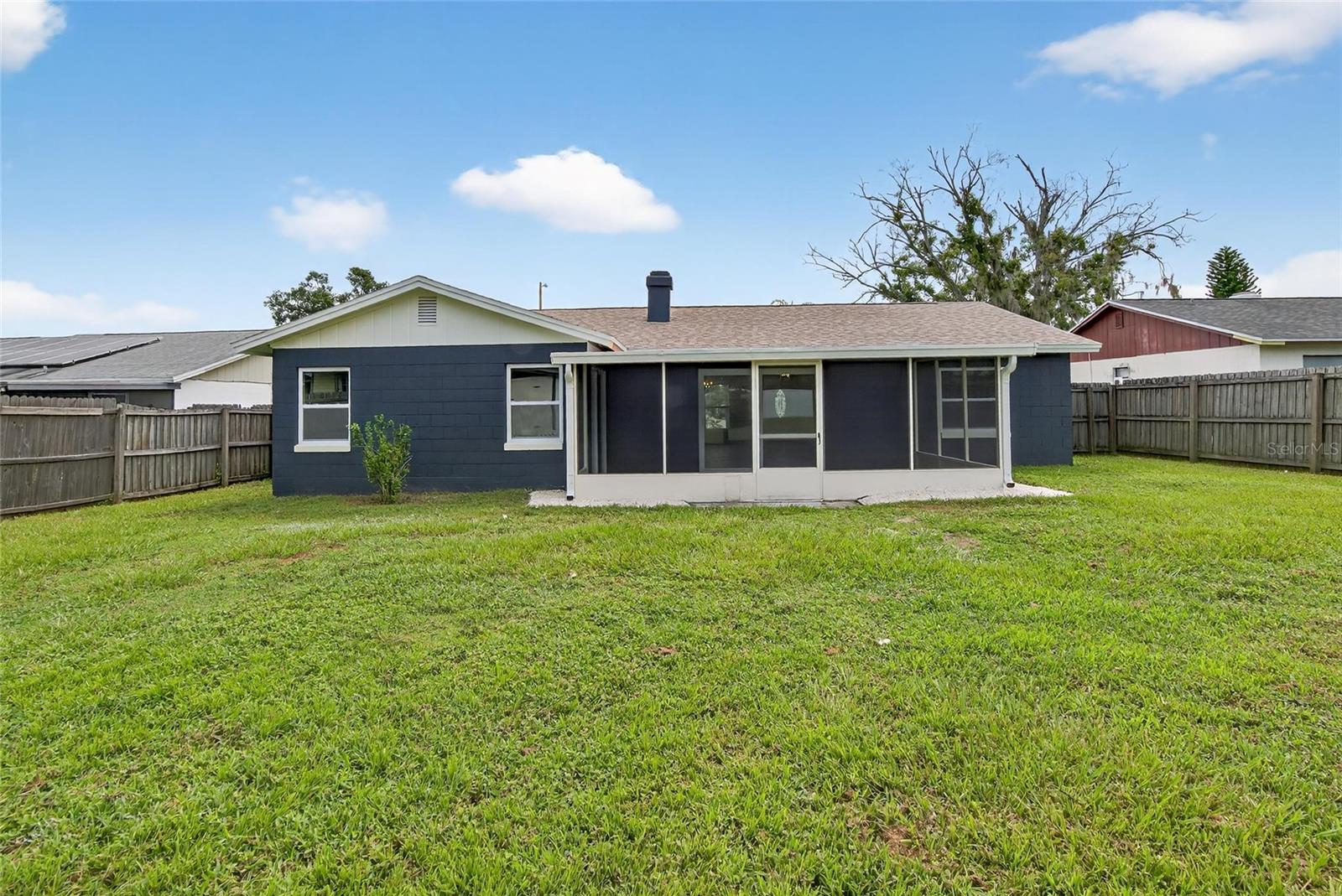 Image 56 of 91 For 747 Stillview Circle