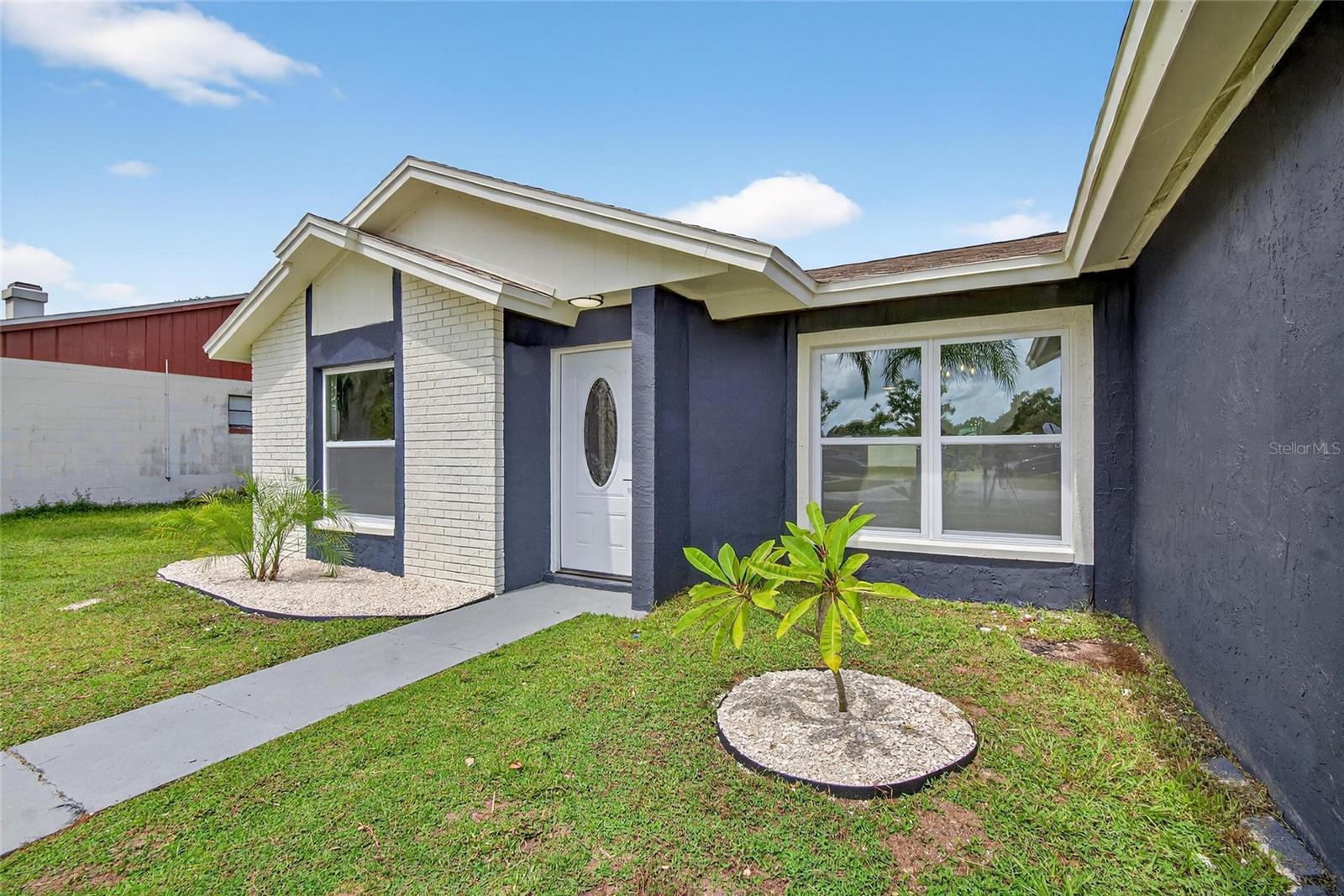 Image 6 of 91 For 747 Stillview Circle