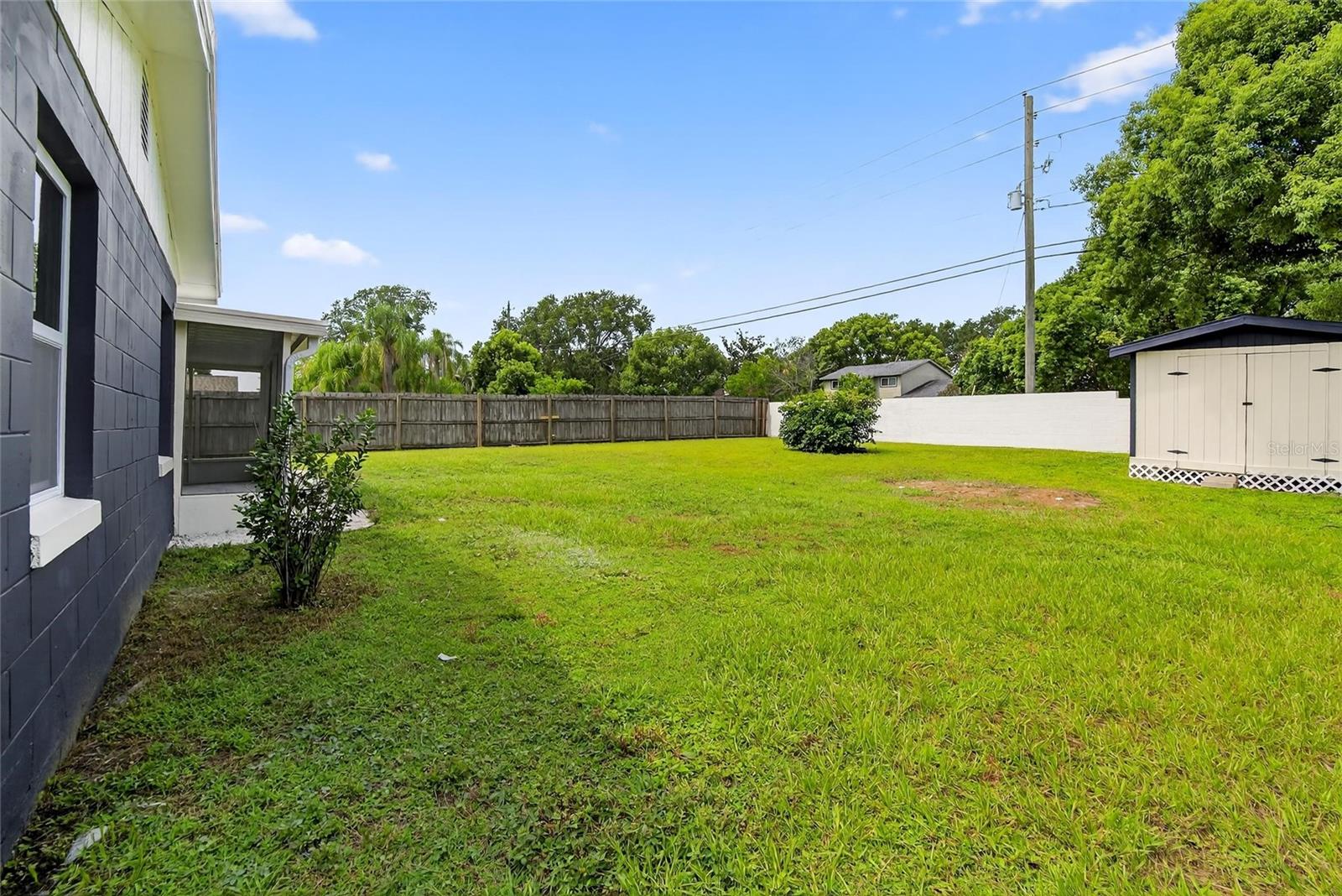 Image 63 of 91 For 747 Stillview Circle