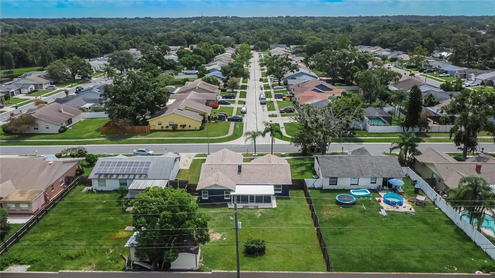 Image 72 of 91 For 747 Stillview Circle