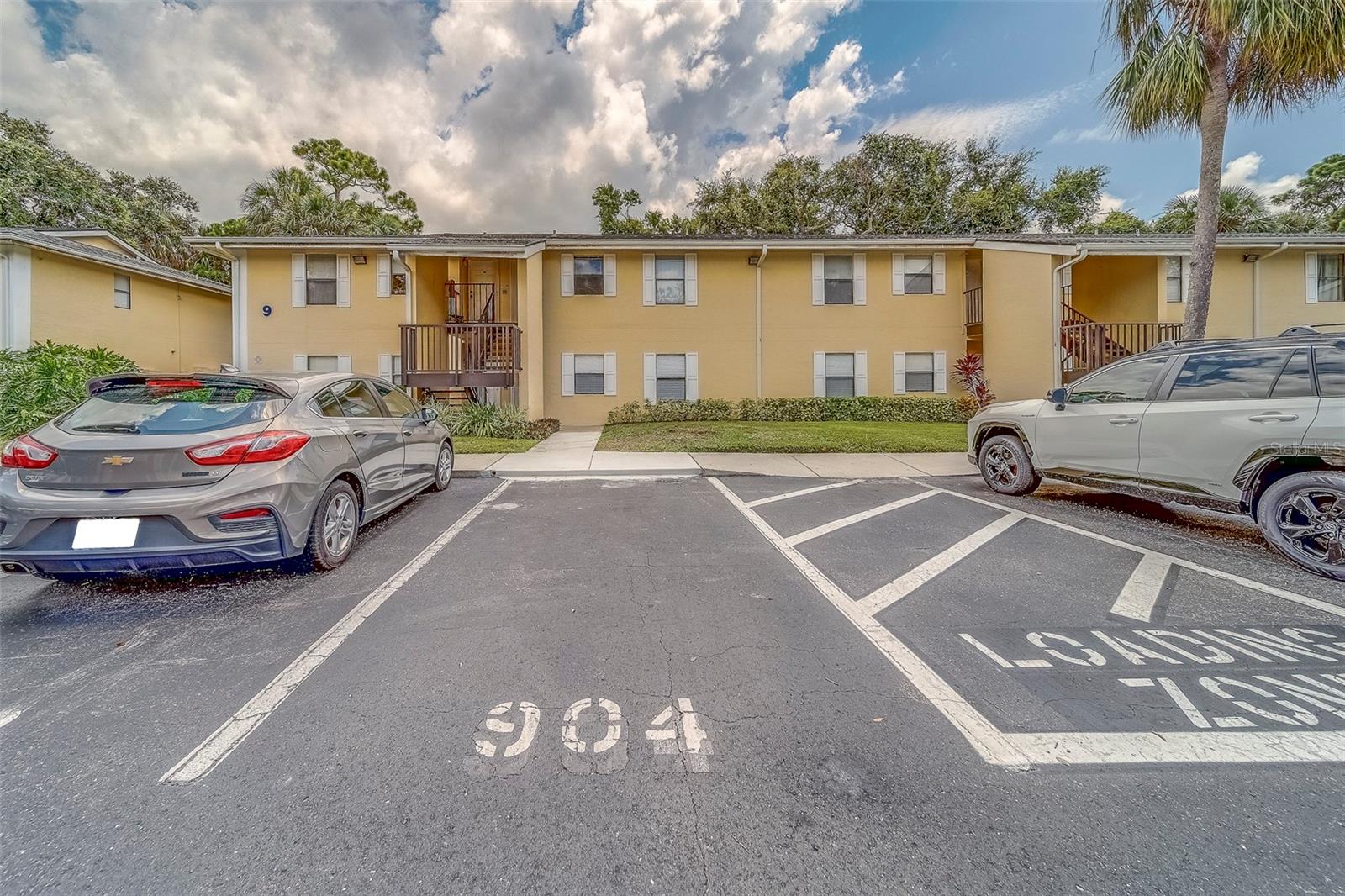 Image 3 of 78 For 3001 58th Avenue S 904