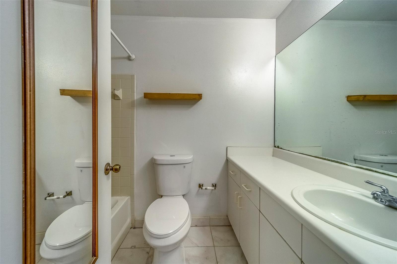 Image 33 of 78 For 3001 58th Avenue S 904