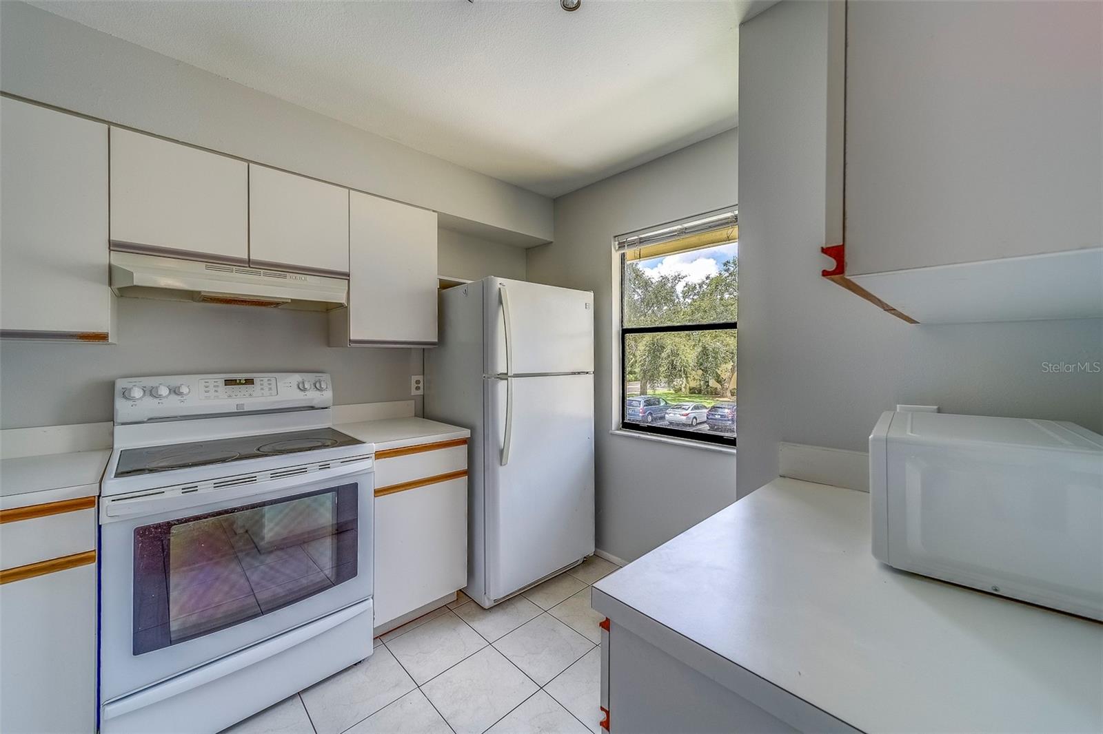 Image 6 of 78 For 3001 58th Avenue S 904