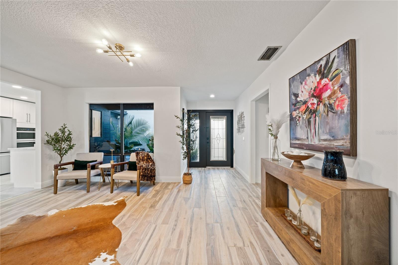 Image 10 of 96 For 8304 Palma Vista Lane