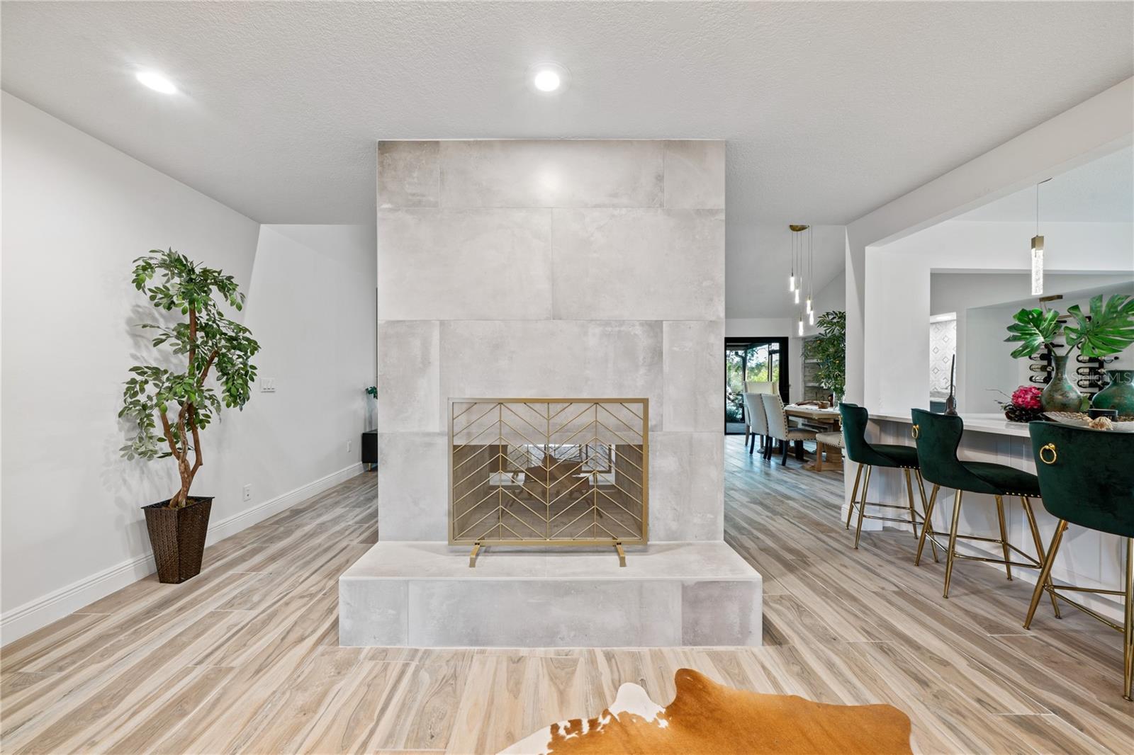 Image 13 of 96 For 8304 Palma Vista Lane