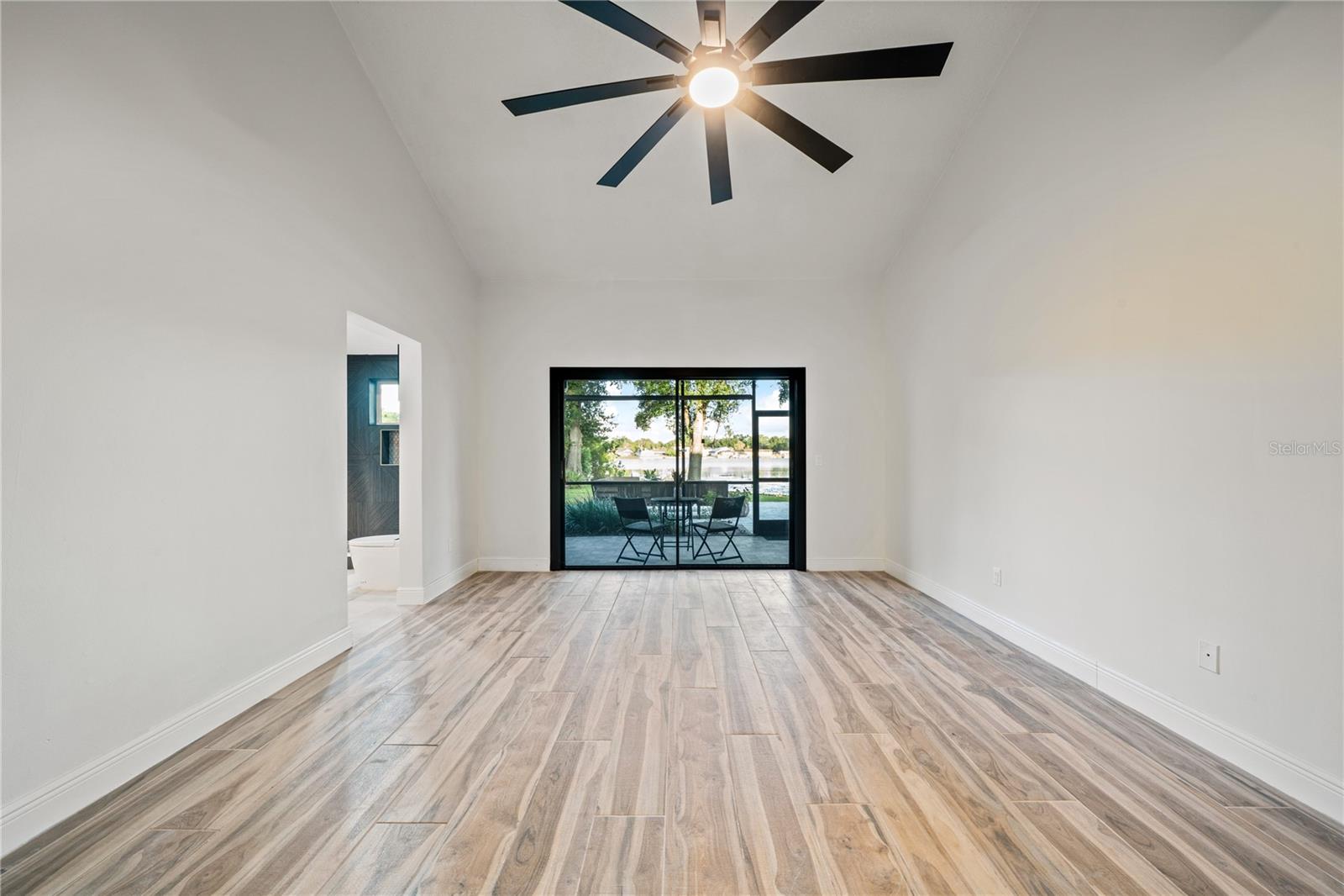 Image 40 of 96 For 8304 Palma Vista Lane