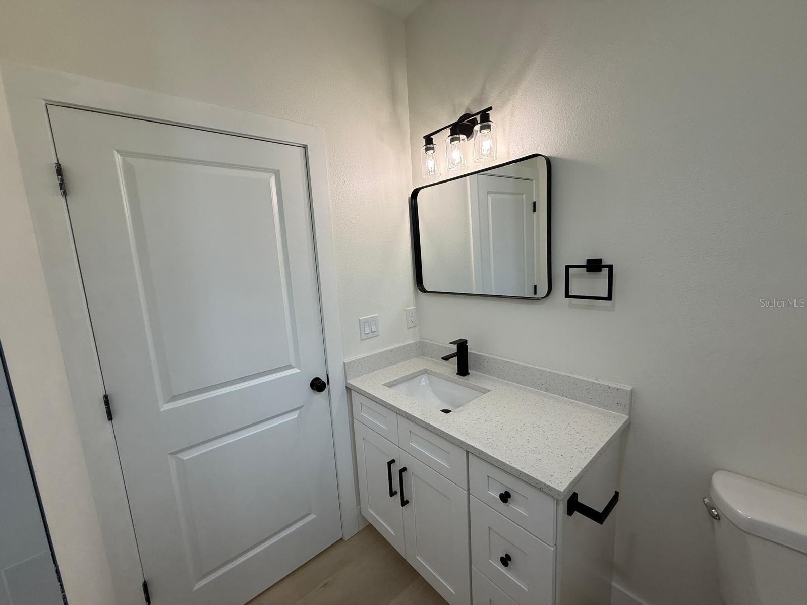 Image 25 of 46 For 126 Canby Circle