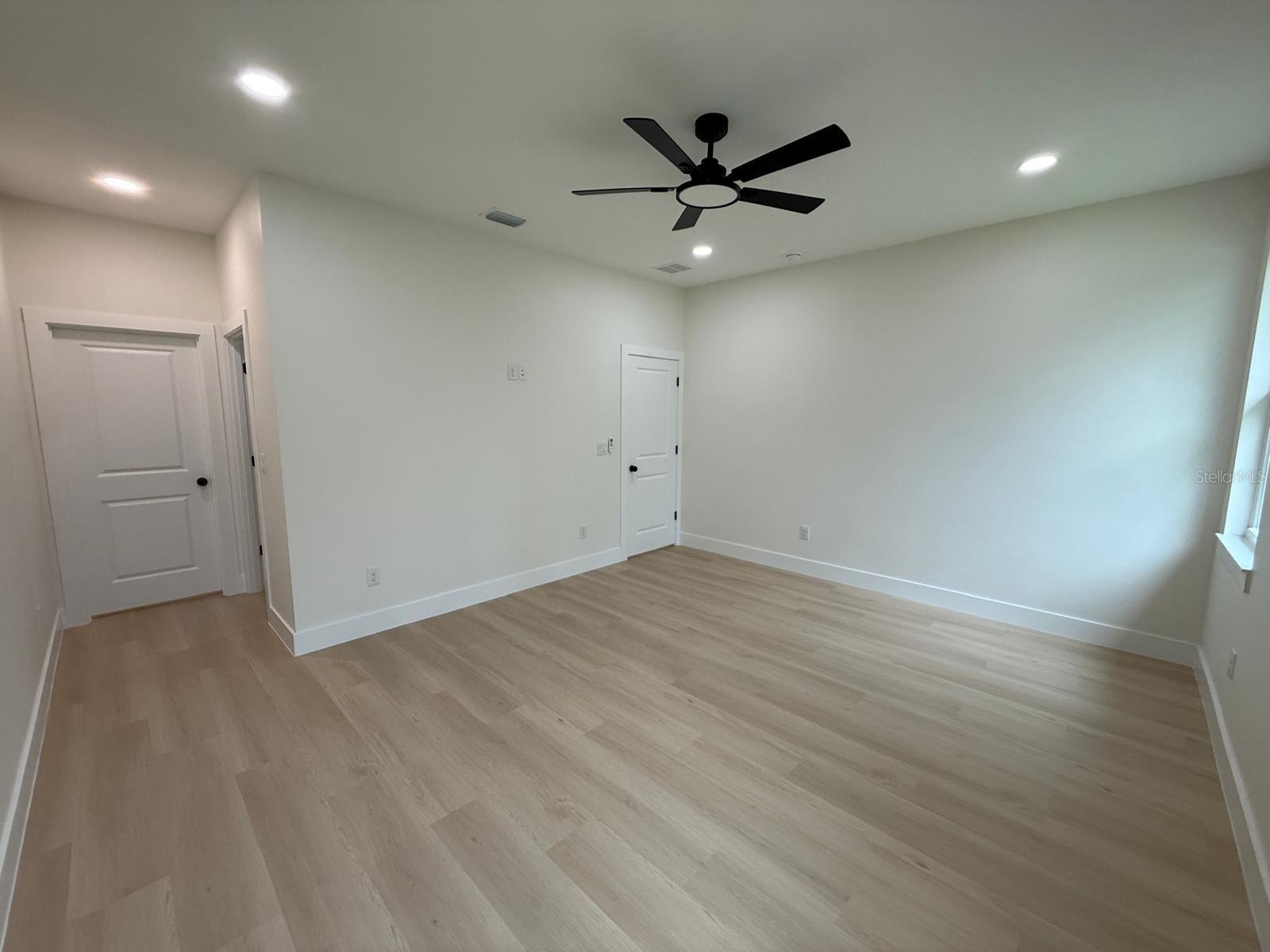 Image 31 of 46 For 126 Canby Circle