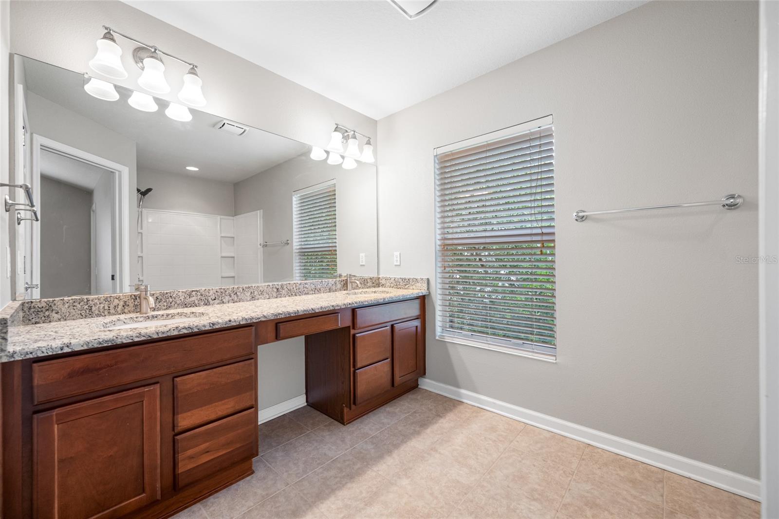 Image 18 of 34 For 10135 Westpark Preserve Boulevard