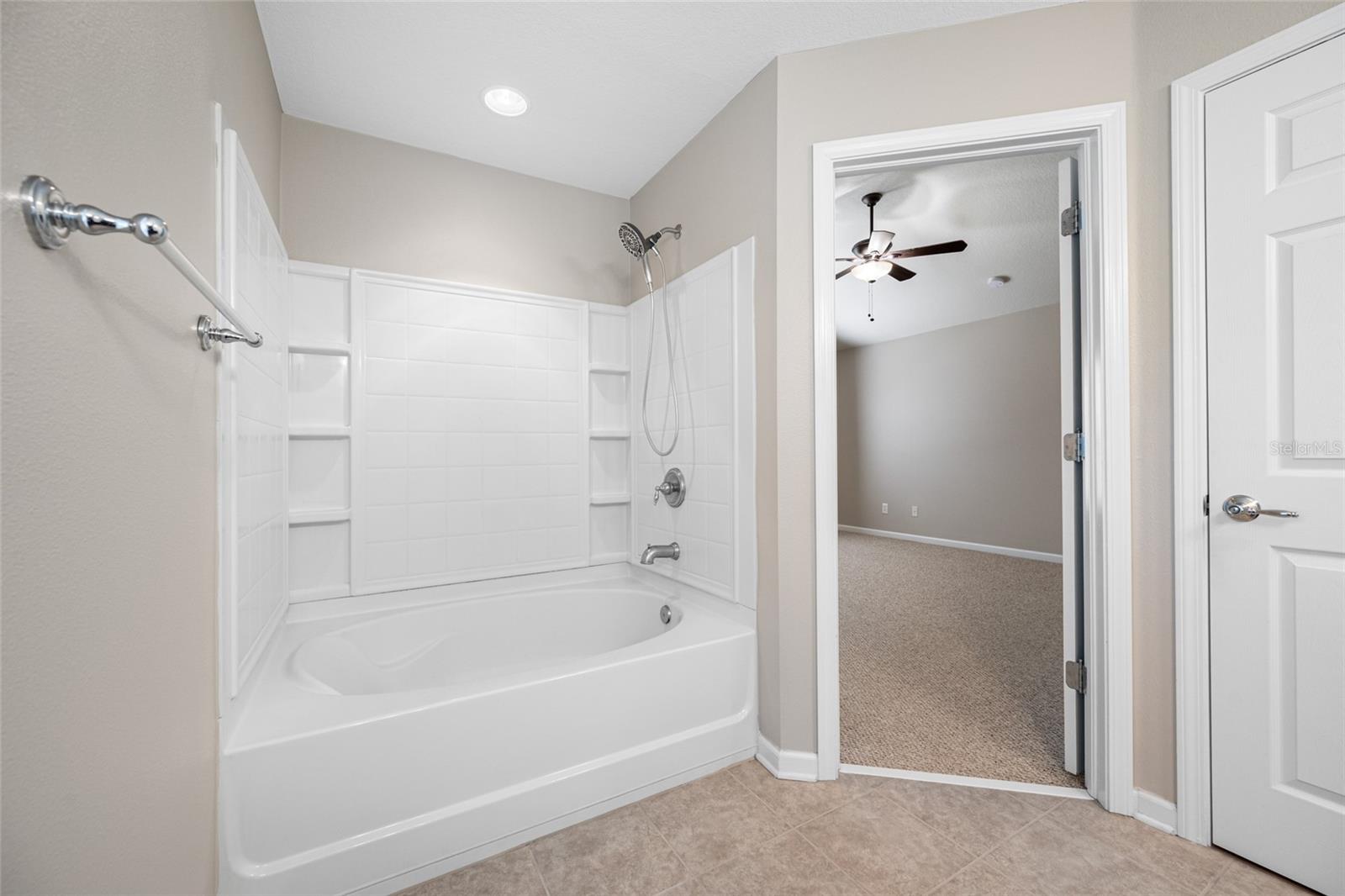 Image 19 of 34 For 10135 Westpark Preserve Boulevard