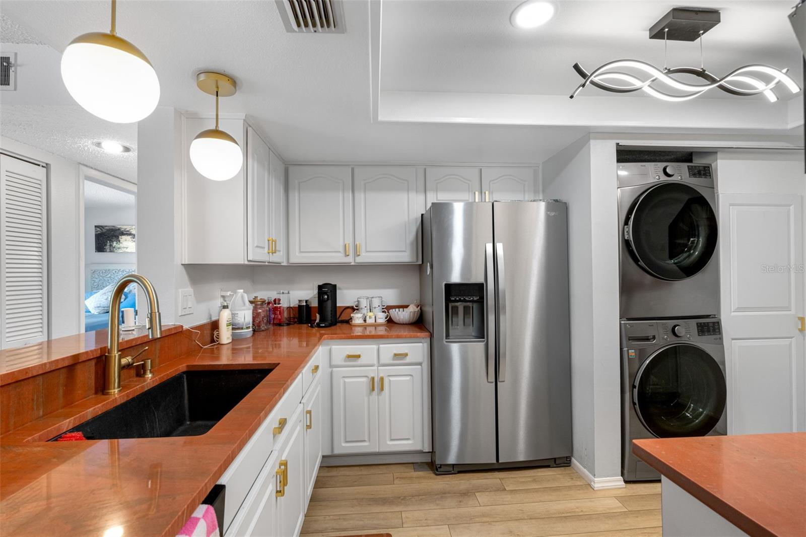 Image 11 of 23 For 2583 Countryside Boulevard 3212