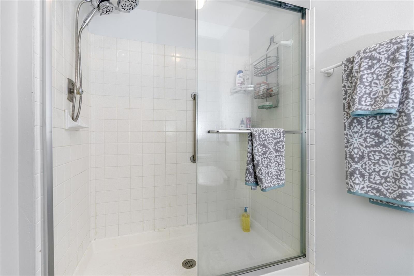 Image 18 of 23 For 2583 Countryside Boulevard 3212