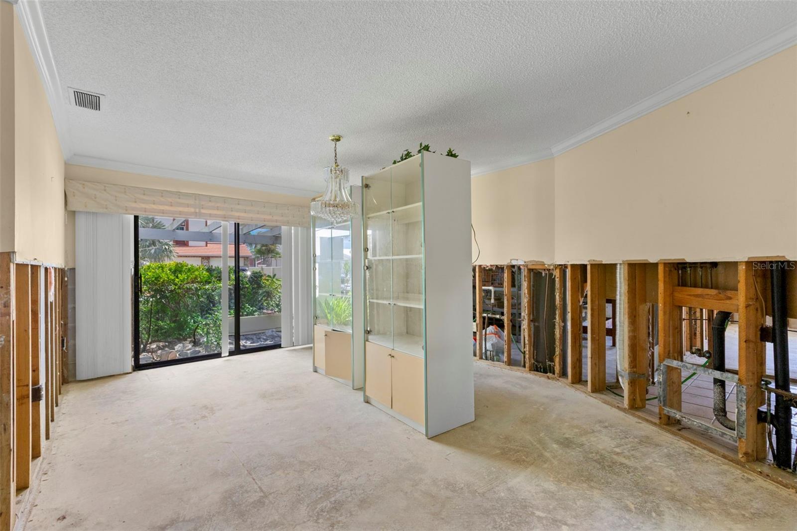 Image 20 of 43 For 5030 Porpoise Place