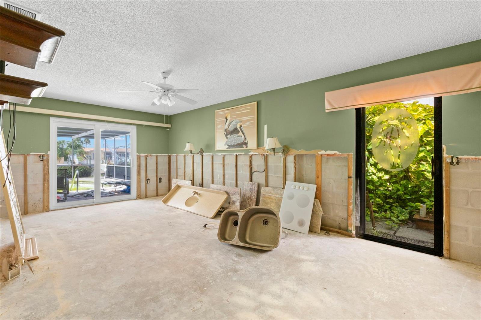 Image 25 of 43 For 5030 Porpoise Place