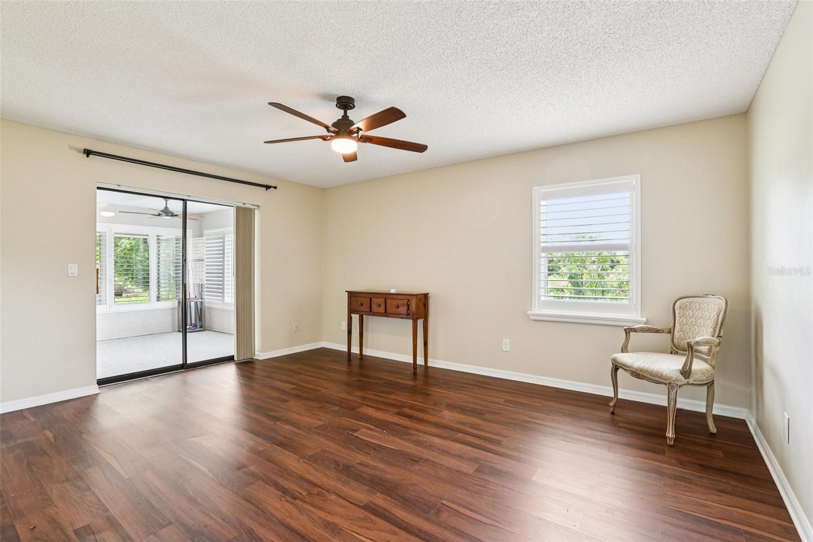 Image 13 of 72 For 1812 New Bedford Drive