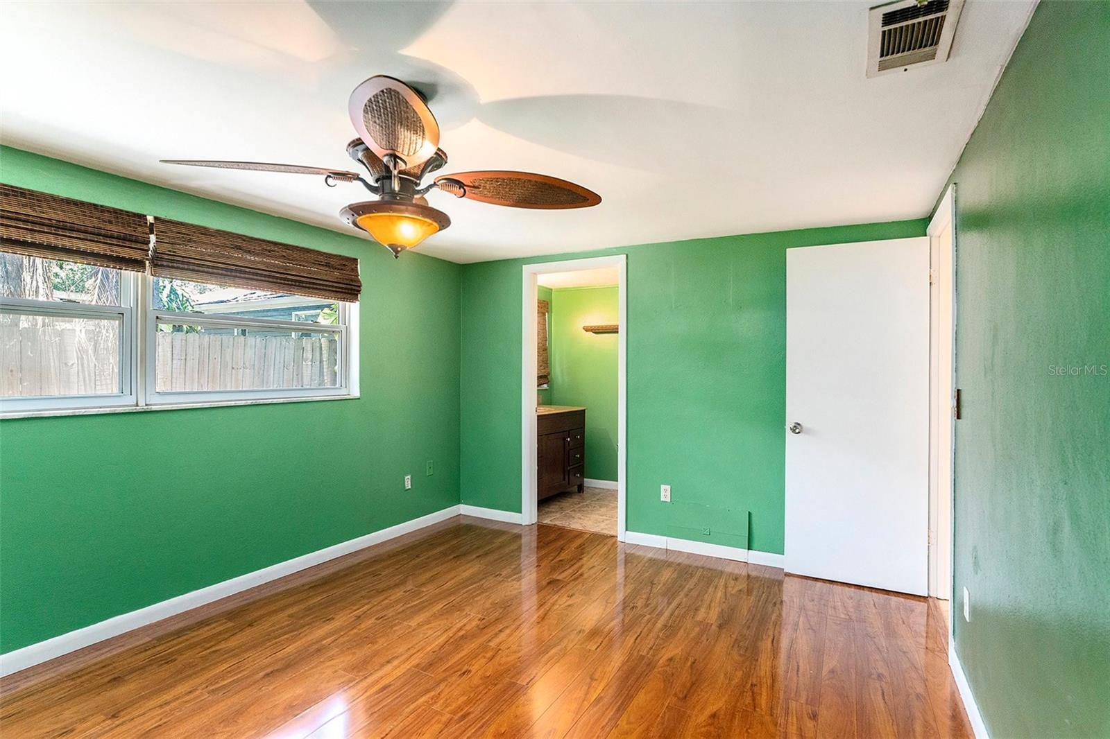 Image 13 of 31 For 600 Tangerine Avenue