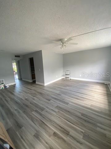 Image 4 of 18 For 9013 Tudor Drive G105
