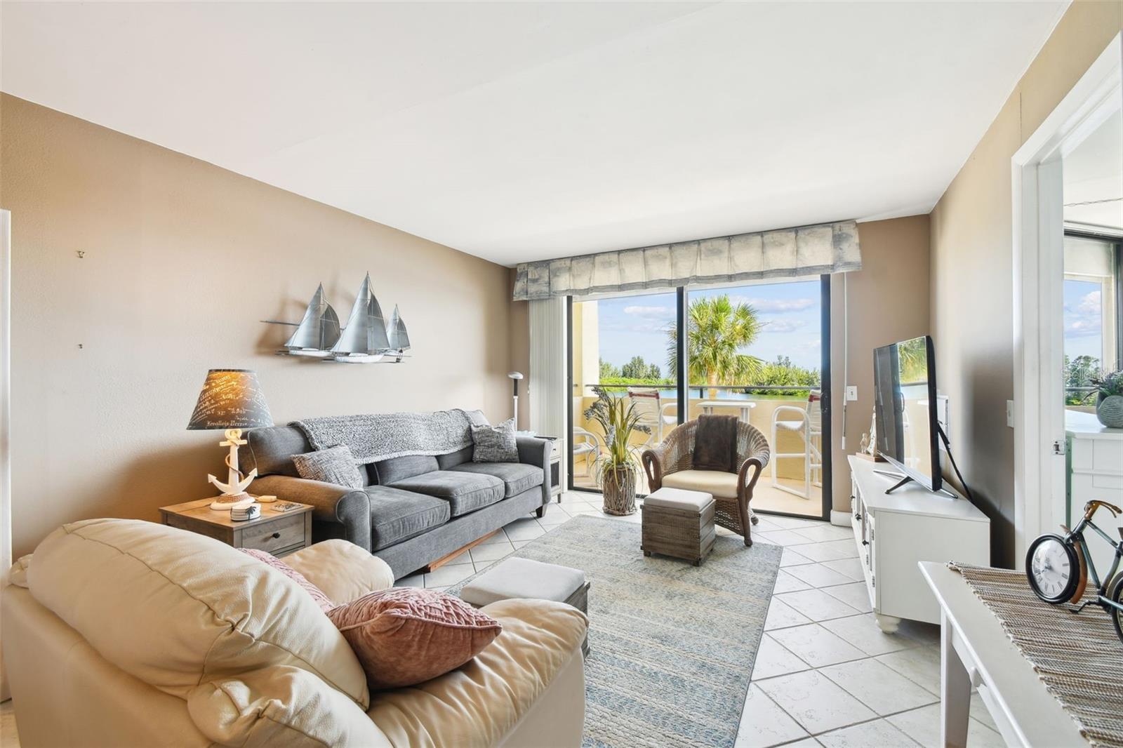 Image 31 of 96 For 5915 Sea Ranch Drive 209