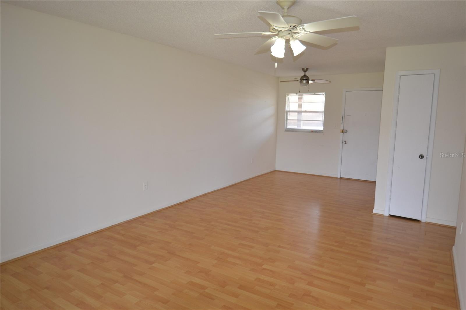 Image 17 of 37 For 5154 Turquoise Lane 207