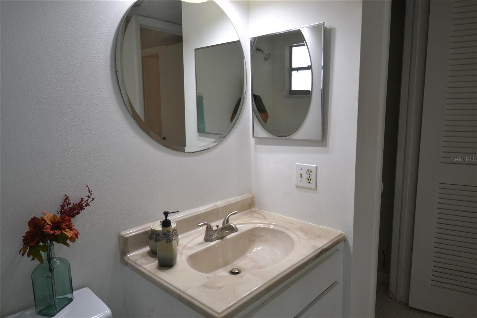 Image 30 of 37 For 5154 Turquoise Lane 207