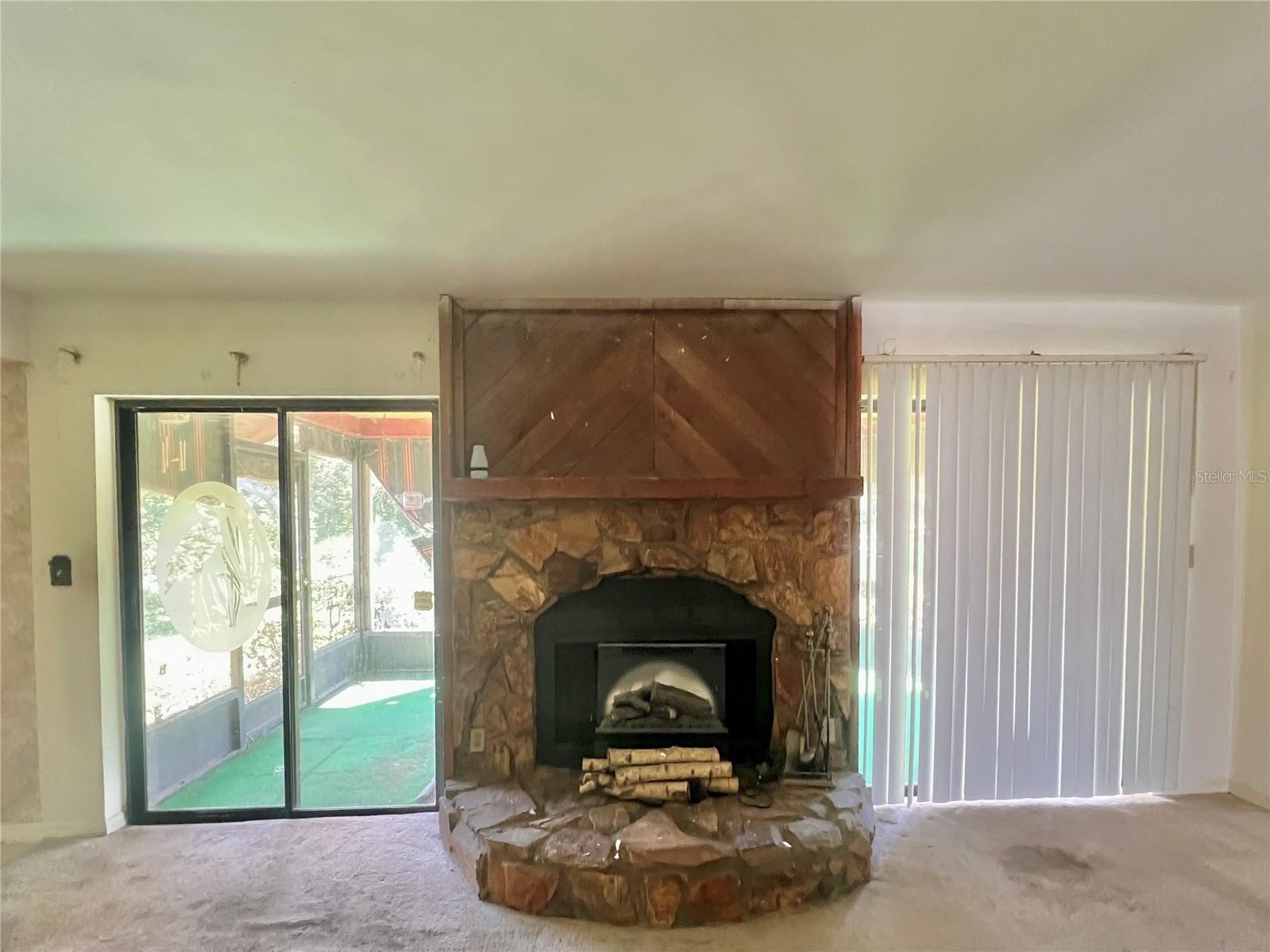 Image 16 of 19 For 1689 Monterey Drive