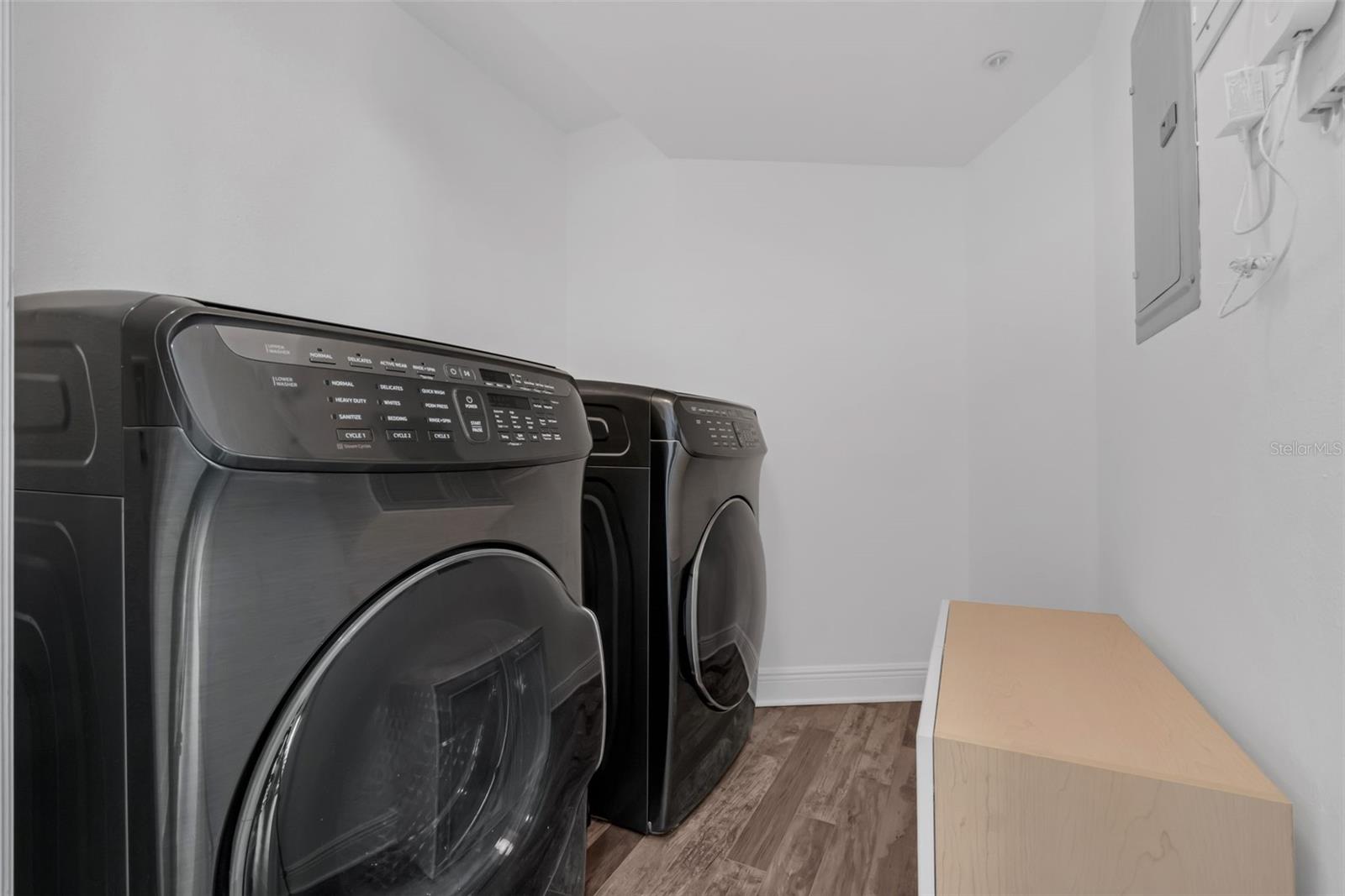 Image 31 of 63 For 322 Central Boulevard 2101