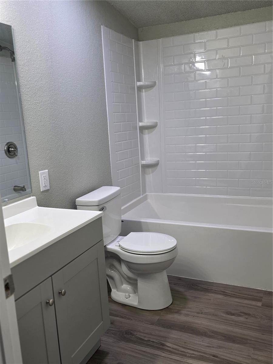 Image 11 of 11 For 39126 Darren Drive