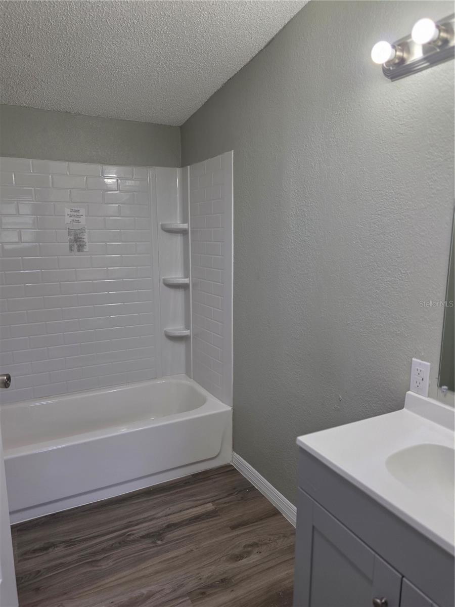 Image 6 of 11 For 39126 Darren Drive