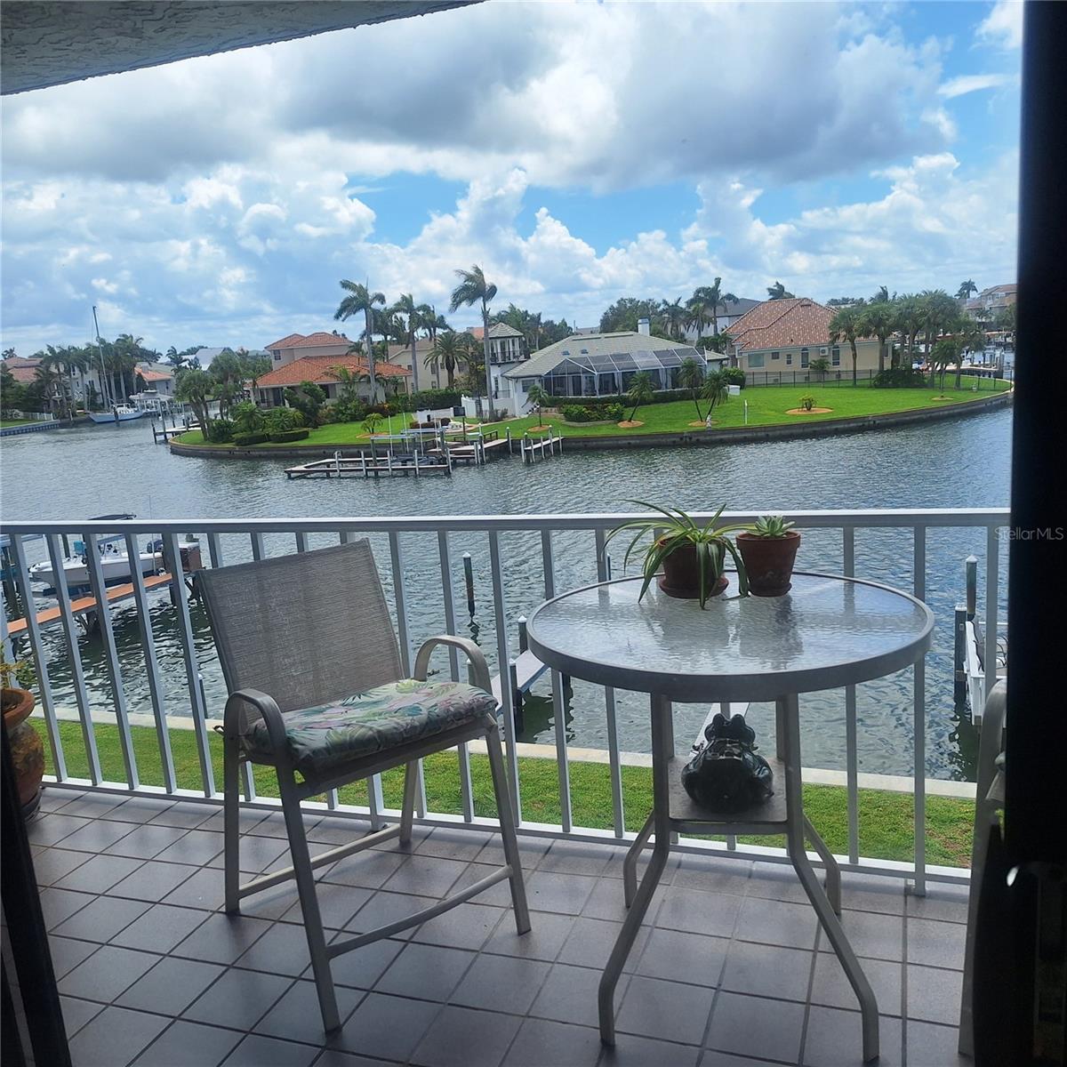 Details for 719 Pinellas Bayway S 203, ST PETERSBURG, FL 33715