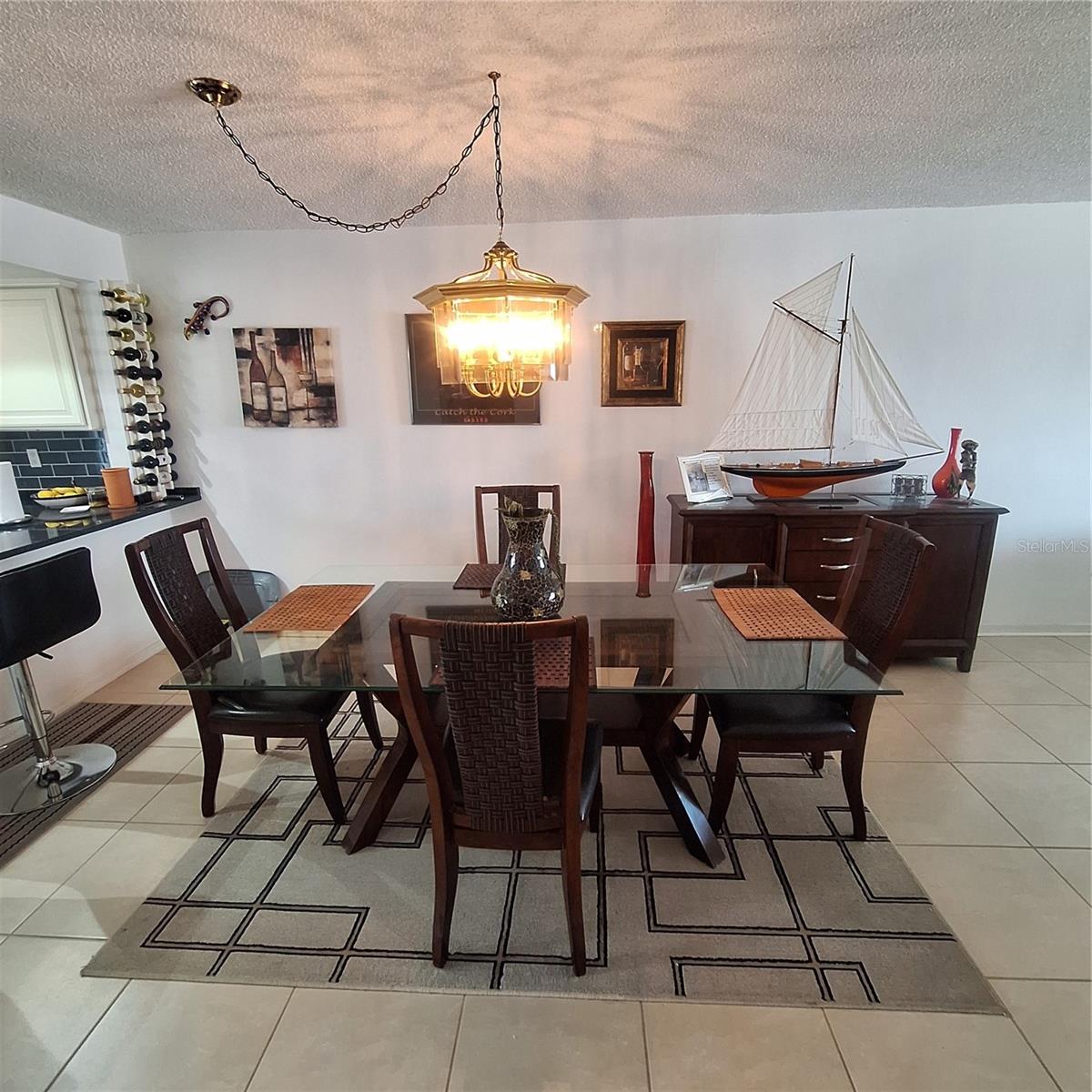 Image 28 of 56 For 719 Pinellas Bayway S 203